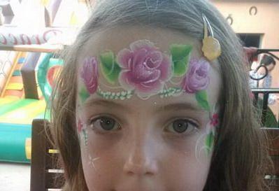 maquillaje con flores